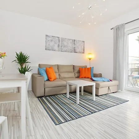 The Flat - Old Town - Center Apartment